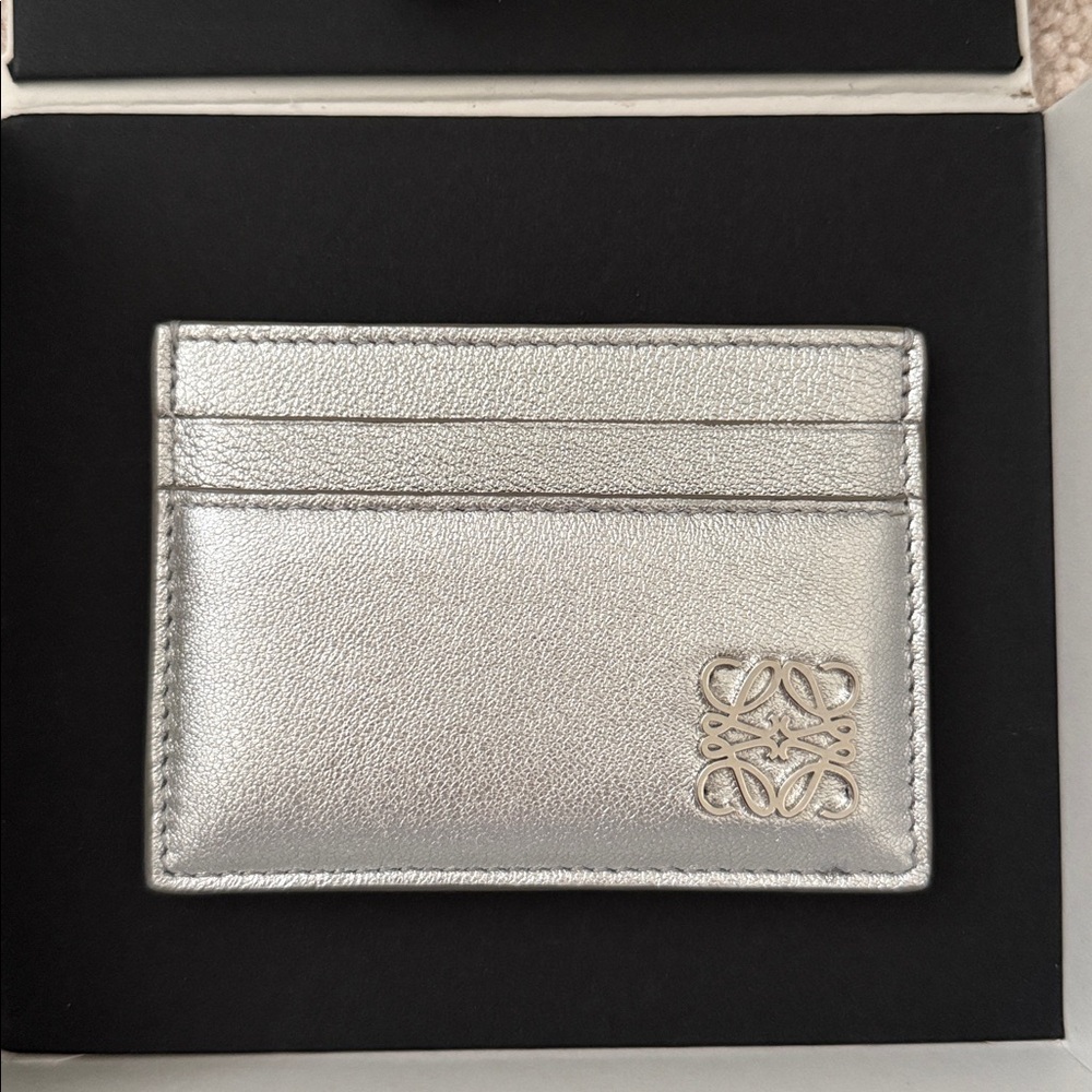Loewe metallic silver Anagram card case